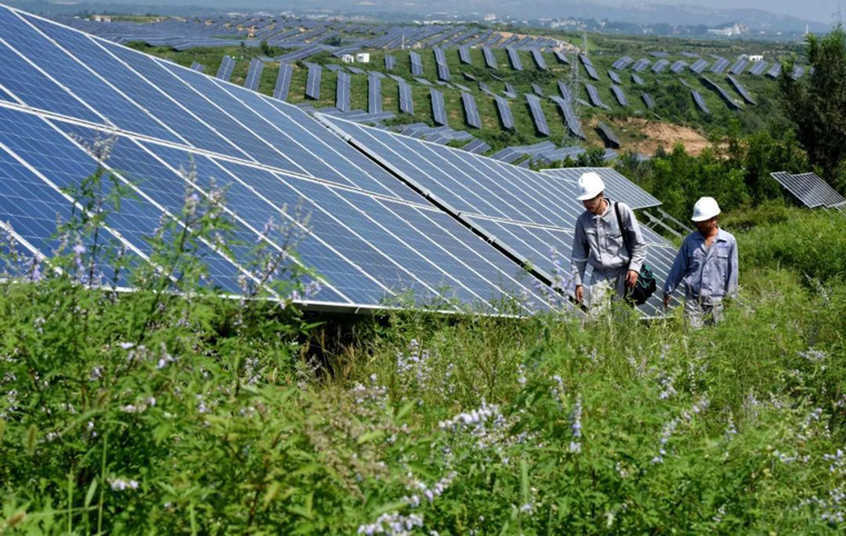 光伏電站巡檢危險(xiǎn)嗎，光伏電站匯流箱巡檢方法注意事項(xiàng)